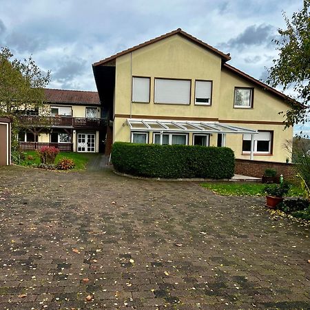 Apartment Zum Aatal Бад-Вюнненберг Экстерьер фото